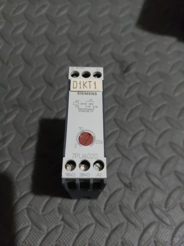 Siemens 7PU6020-7NJ20. Siemens 7pu6020-7nj20. Used. Tested. Free Shipping.