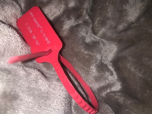 off white nike tag