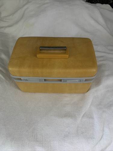 Samsonite Royal Traveller Medalist Yellow Makeup Travel Case With Tray And Keys - Picture 2 of 10