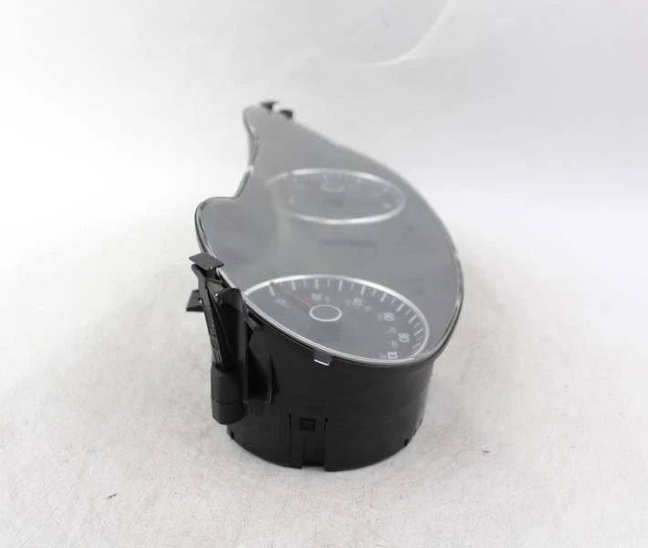 Grupo de velocímetros 113 k millas MPH para Volkswagen Jetta 2011-2012 OEM #27826 Foto 4 de 4
