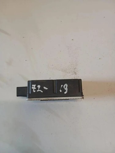 VOLVO V70 II SW Steuergerät für Zentralverriegelung 31252988 2.40 33158939