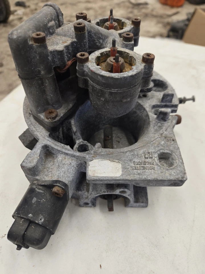 Chevrolet GMC 1988-1995 7,4 454 TBI carrocería de acelerador camioneta suburbana Foto 2 de 4