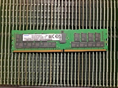 M393A4K40EB3-CWE SAMSUNG 32GB (1X32GB) 2RX4 PC4-3200AA SEVER MEMORY - Image 1 of 2