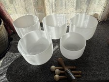 Set Of 5 99.9% Pure Quartz Crystal Singing Bowls and accessories