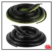 2 Pack Realistic Rubber Snakes for Garden Props Birds Squirrels Mice Scare Toy