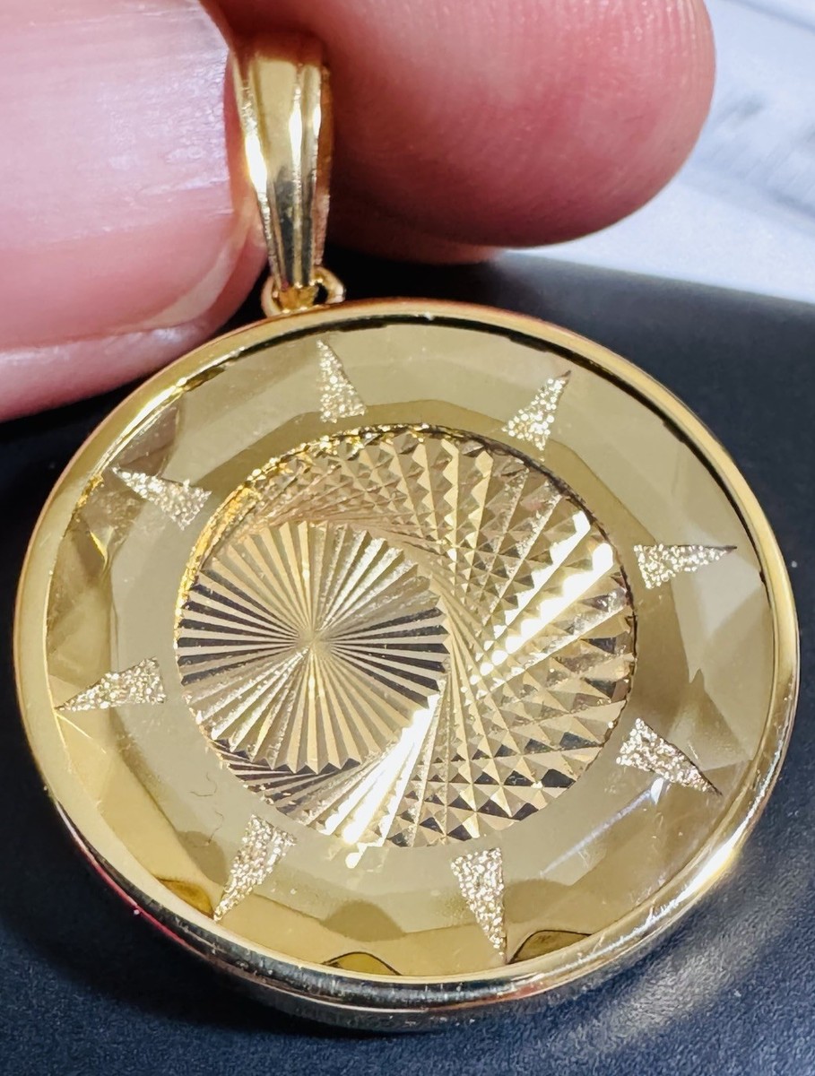 K18 Japan Sun Illusion Gold Pendant 7.6g Reversible w/ Glass on