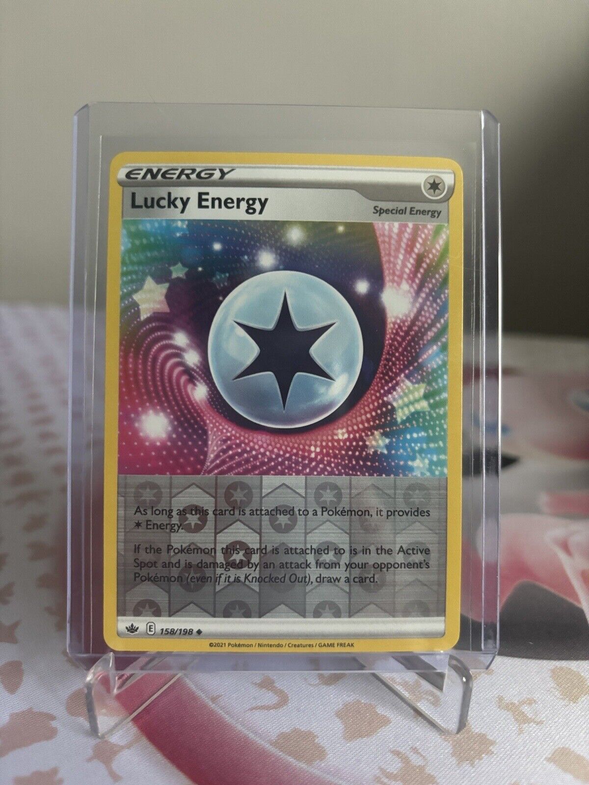 Lucky Energy Reverse Holo 158/198 - Chilling Reign Pokemon Card - NM/Mint