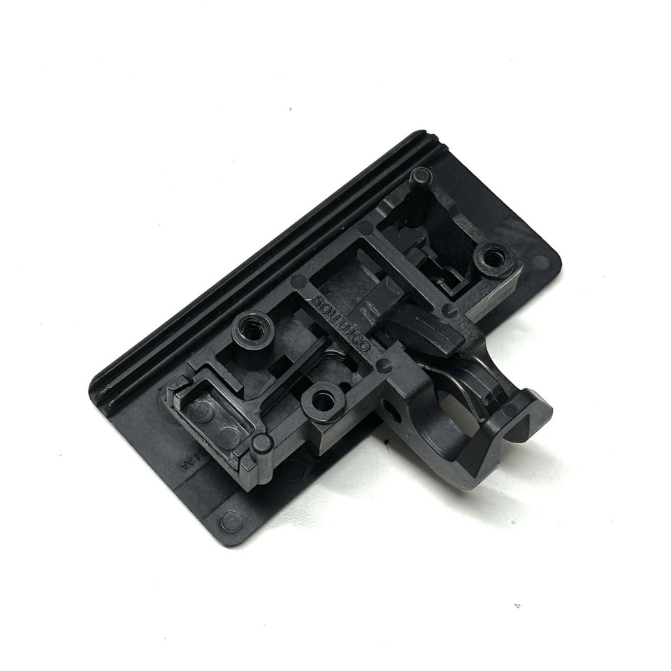 GENUINE FORD FIESTA MK6 20022008 & FUSION GLOVE BOX HANDLE LATCH CATCH