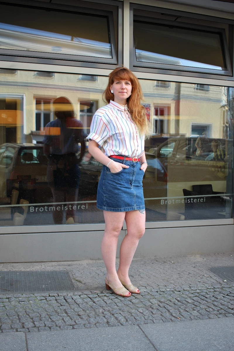 High waisted jean on sale skirt 90s