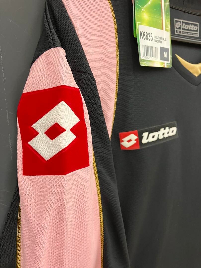 パレルモLotto U.S. Città di Palermoナイロンジャケット Palermo 09/10 Season Serie A Jersey New with Tags Lotto