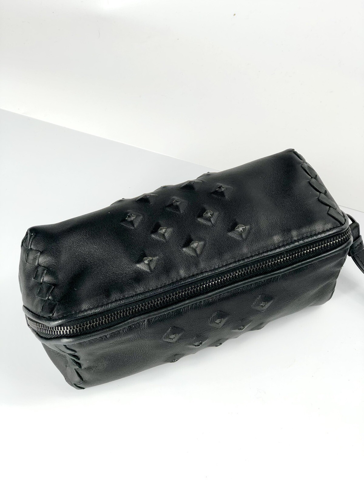 New Authentic Rare Bottega Veneta Intrecciato Black Leather Pouch Bag image 2