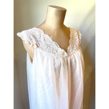 Vintage Vanity Fair Nightgown Soft Pink Lace Trim  Sheer  Womens Medium