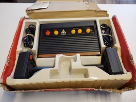 Atari Flashback 2 Classic Game Console W/ 40 BUILT IN GAMES - NO POWER CABLE