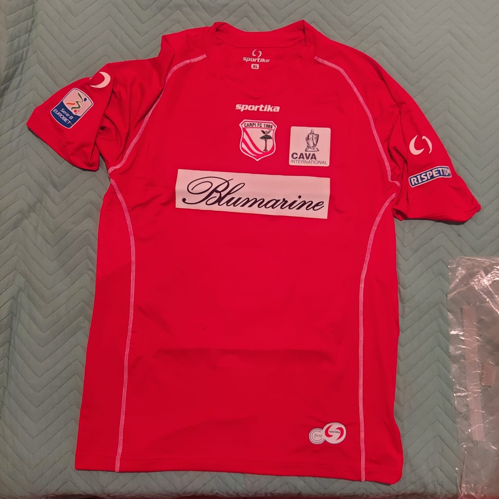 Luigi Della Rocca Match worn shirt Carpi Serie B 2013-2014 con dedica