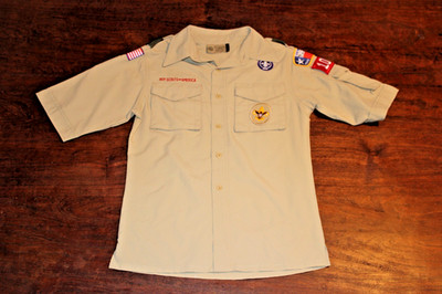 Boy Scouts of America BSA Youth Shirt Tan Medium 100% Supplex Nylon Sewn Patches
