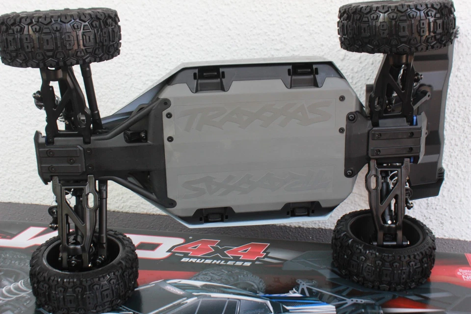 Traxxas 90154-4 ROT  JATO 4x4 Brushless BL-2S Clipless HD BUGGY 1:8 NEU - Bild 3 von 4