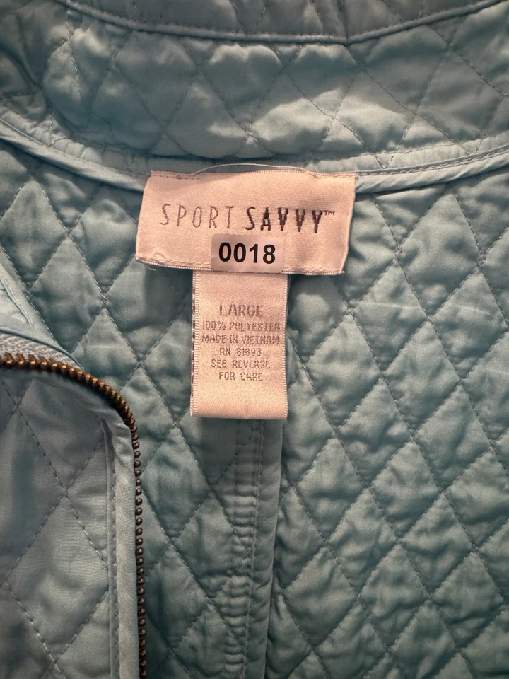 Chaqueta chaleco Sport Savvy talla grande acolchada con diamantes para mujer con cremallera Foto 3 de 4