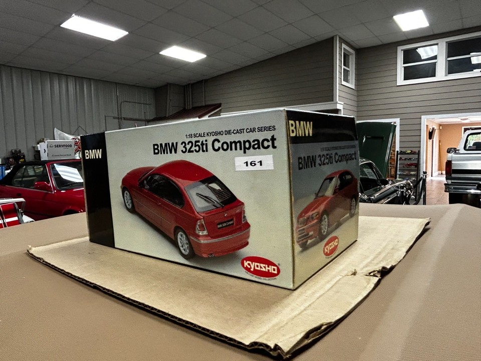 BMW 325ti Compact E46 2000 Noire - Kyosho 1/18 - Occasion Neuve Boîte Promotionnelle BMW