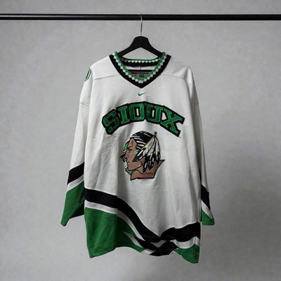 #ad Vintage Nike University North Dakota UND Fighting Sioux Hockey Jersey Sz: XL $350.00