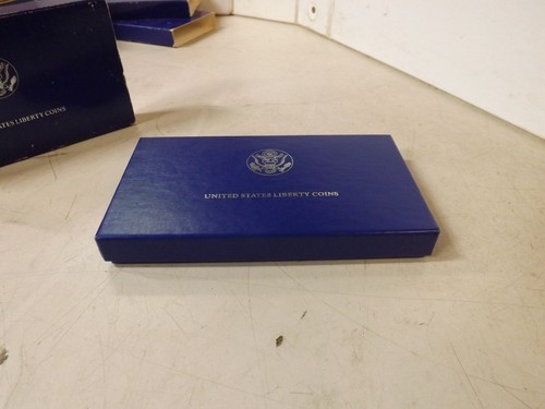 CAJA VACÍA para 1986 Estados Unidos Liberty Proof juego de 2 monedas de plata y medio dólar - Imagen 9 de 11