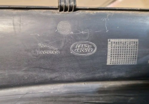 PARAURTI POSTERIORE LAND ROVER RANGE ROVER VELAR L560 MODANATURA CENTRALE PANNELLO RIVESTIMENTO NERO - Foto 10 di 10