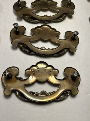 Lot Of 17 Vintage KBC2 Keeler Brass Co. Brass Dresser Furniture Drawer Pulls - Picture 15 of 19