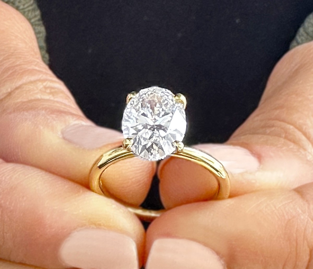 Oval Cut Lab Grown Diamond Engagement Ring IGI Certified 14k