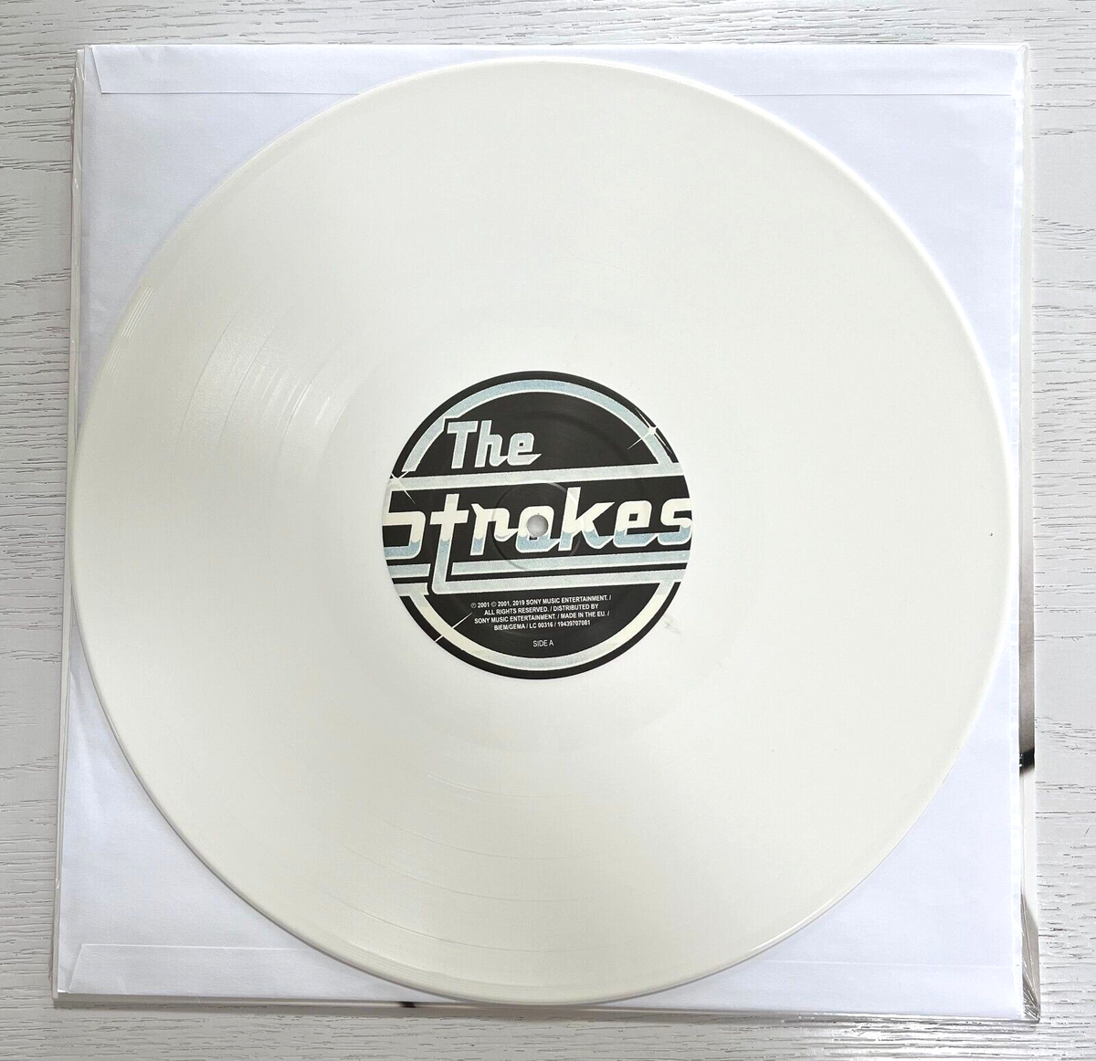 【新品未開封】【レコード】The Strokes Is This It The Strokes – Is This It – CD (Limited Edition) + DVD, 2002