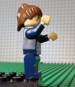 LEGO KATARA Minifigure Avatar: The Last Airbender  ava007 - 3829 MINT CONDITION!