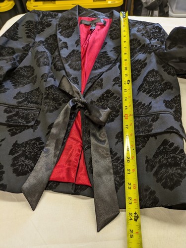 Conjunto de traje de 2 piezas floral de terciopelo negro Apostrophe chaqueta y falda vacaciones talla 12 - Imagen 13 de 18