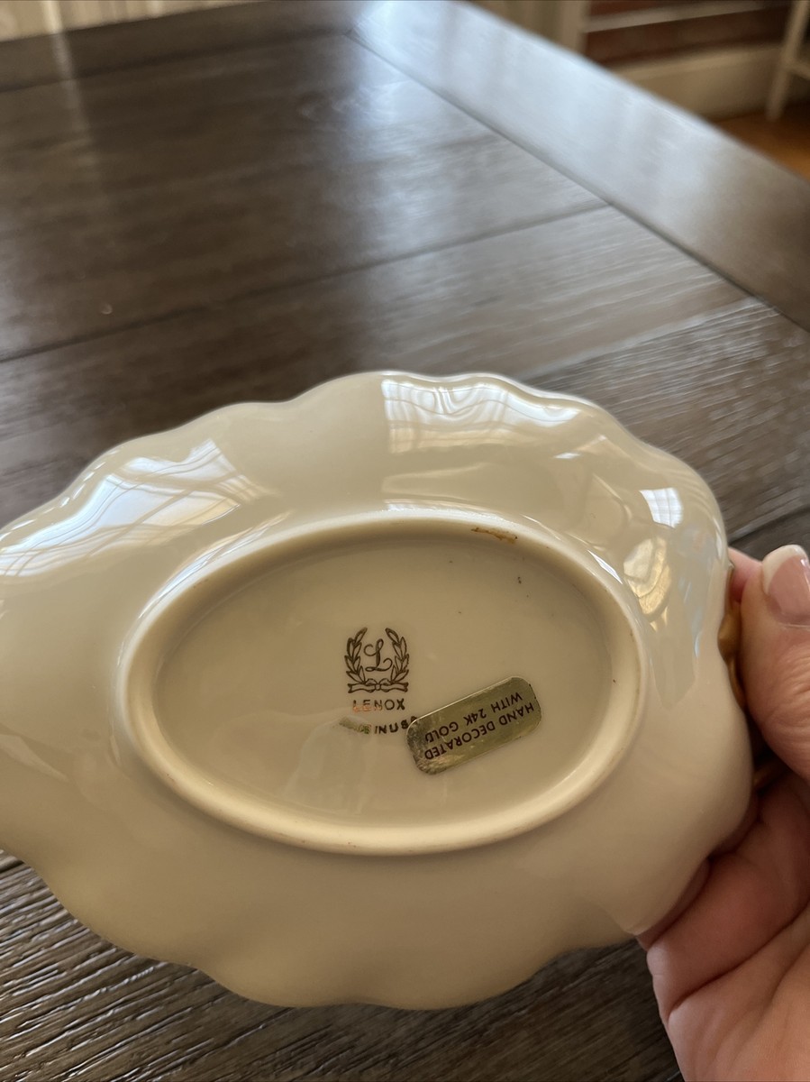 Vintage Lenox Hand Decorated￼24K Gold Trim Leaf Dish Made In USA