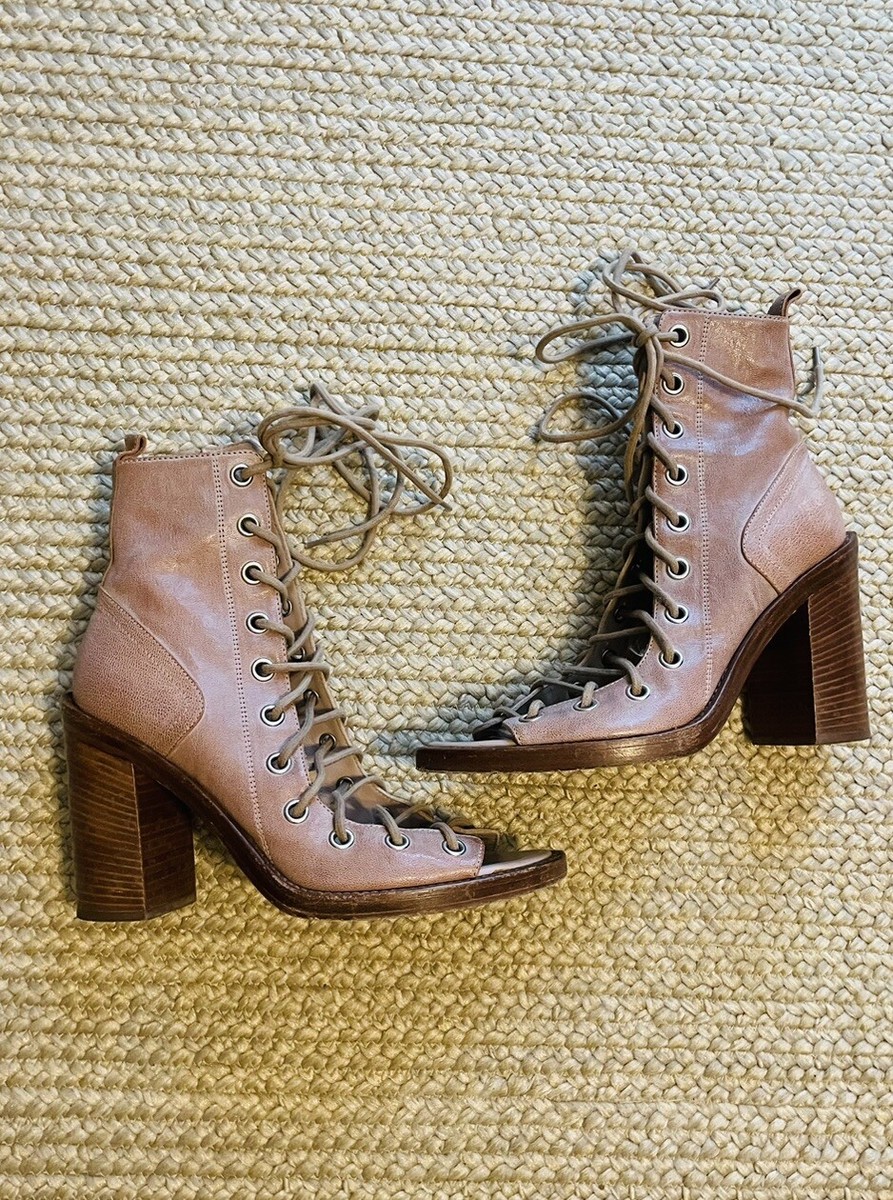 ANN DEMEULEMEESTER 39 Tan Camel Leather Heeled Lace Up