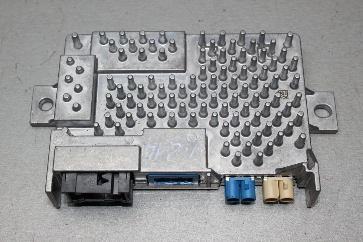 Mercedes Benz W206 communication module ECU A2069008316  