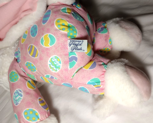 1988 Chrisha Playful Plush 14" Bunny Rabbit Stuffed Toy Pink Easter Eggs Slipper - Picture 4 of 7