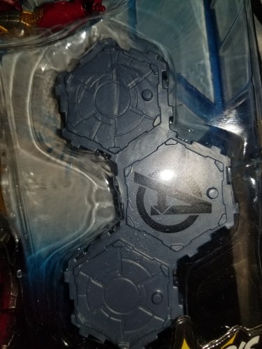2011 Hasbro Iron Man Marvel Avengers Movie Series Walmart Exclusive NEW - Picture 3 of 6