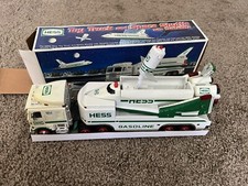 1999 Hess Toy Truck and Space Shuttle with Satellite Original Box