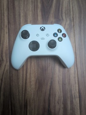 Microsoft Wireless Controller for Xbox Series X/S - Robot White