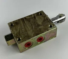 JLG 4641265 3 Way Cam Operated P.A. Valve OEM Open Box thumbnail 3