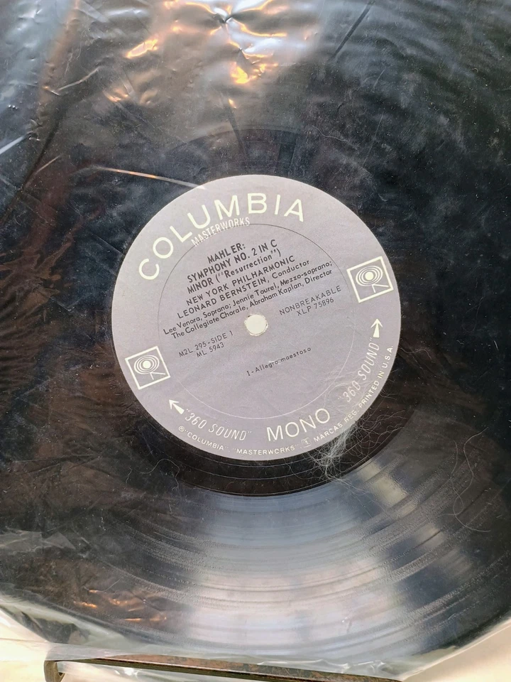 Leonard Bernstein - Mahler: Symphony No. 2 in C Minor LP Box Set Masterworks  - Image 4 of 4