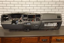 1999-2004 Ford F-250 Super Duty Xlt Lariat Dash Panel Grey 8e