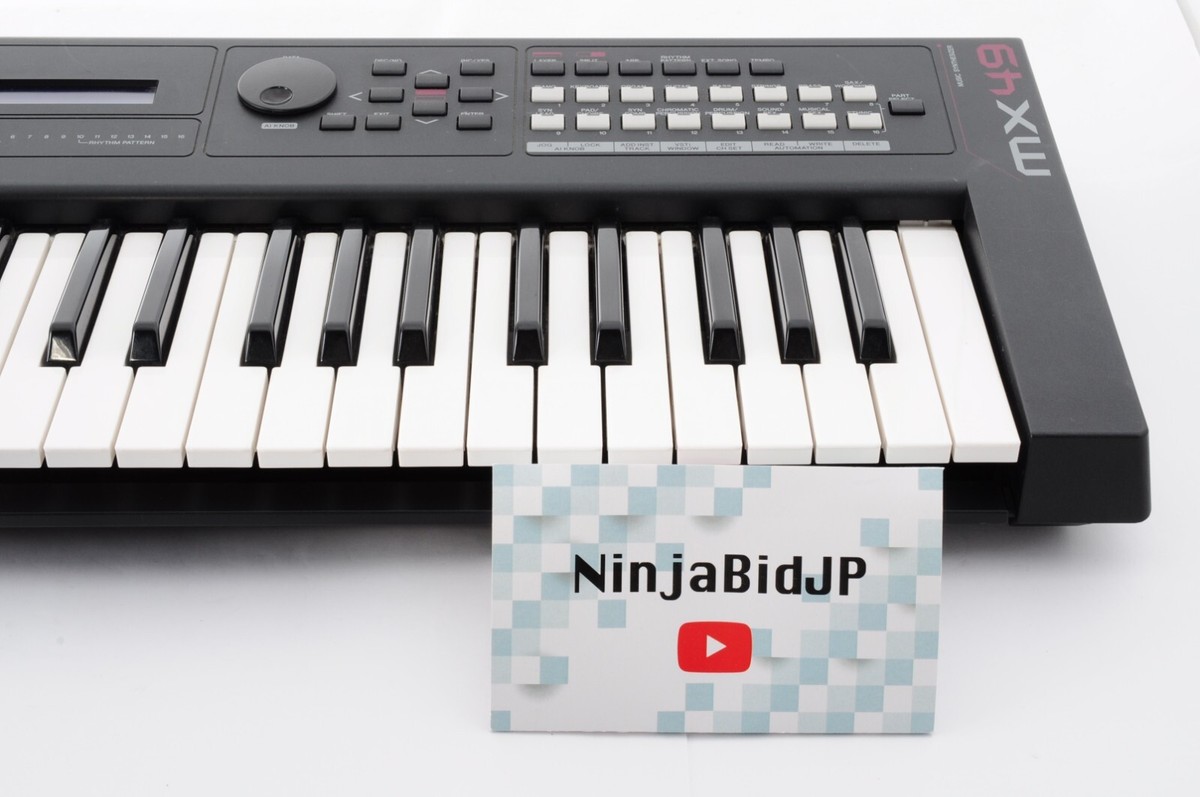 Yamaha MX49 49-Key Keyboard Synthesizer JBUN01054 With AC