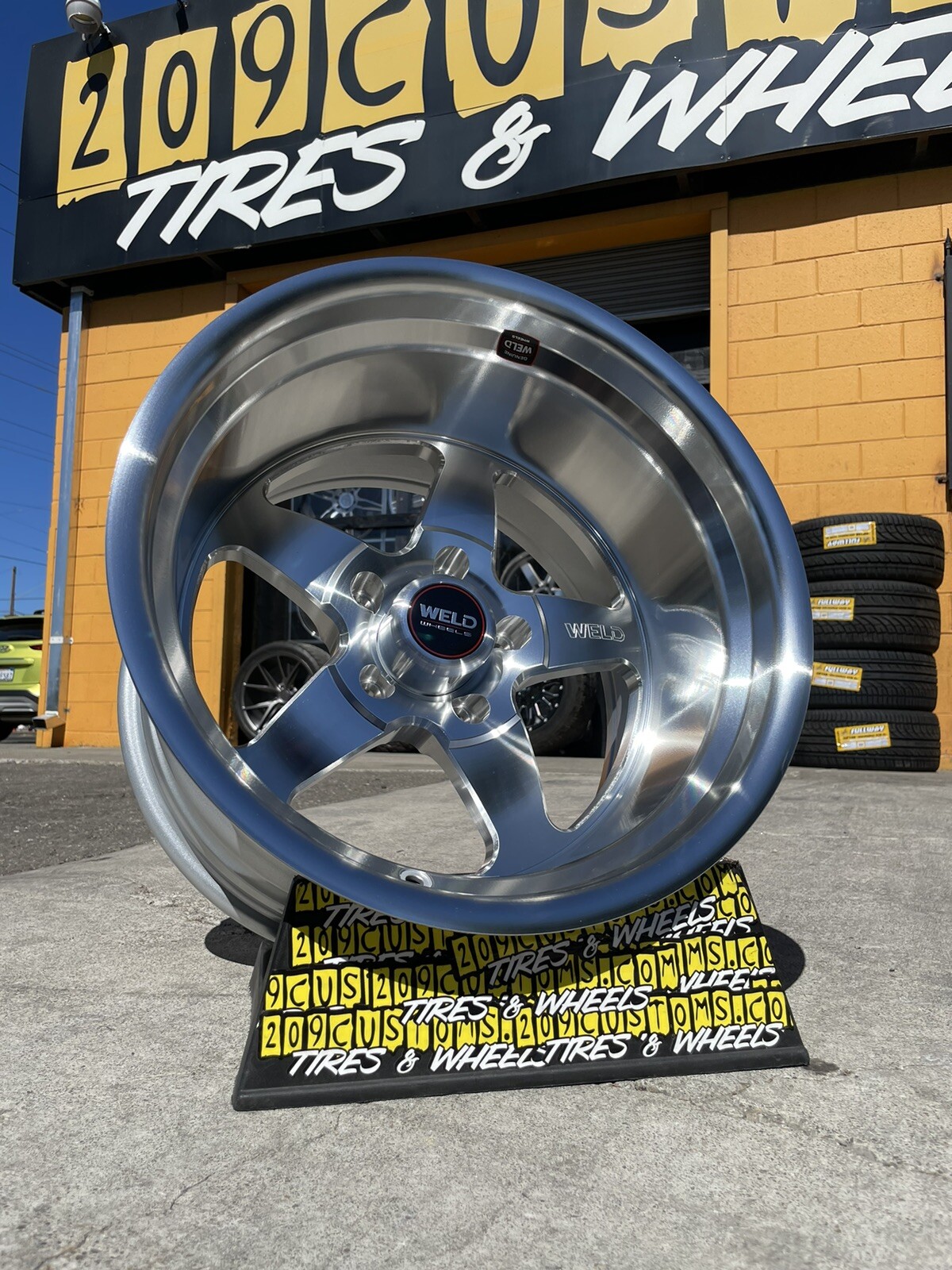 4 17" WELD VENTURA S105 17x11 44 4.25 5x127 C10 OBS CHEVY NITTO TIRES