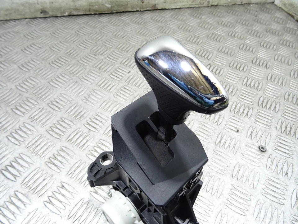 2011 LEXUS CT200H SE-L ZWA10 1.8 HYBRID MK1 5DRS HATCH CVT GEAR LEVER *12308 - Image 3 of 4