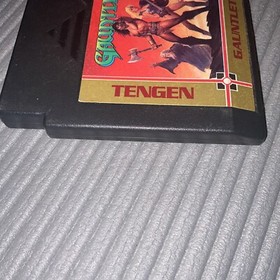 Gauntlet Tengen Black Cartridge NES Nintendo Entertainment System, 1987 - Tested