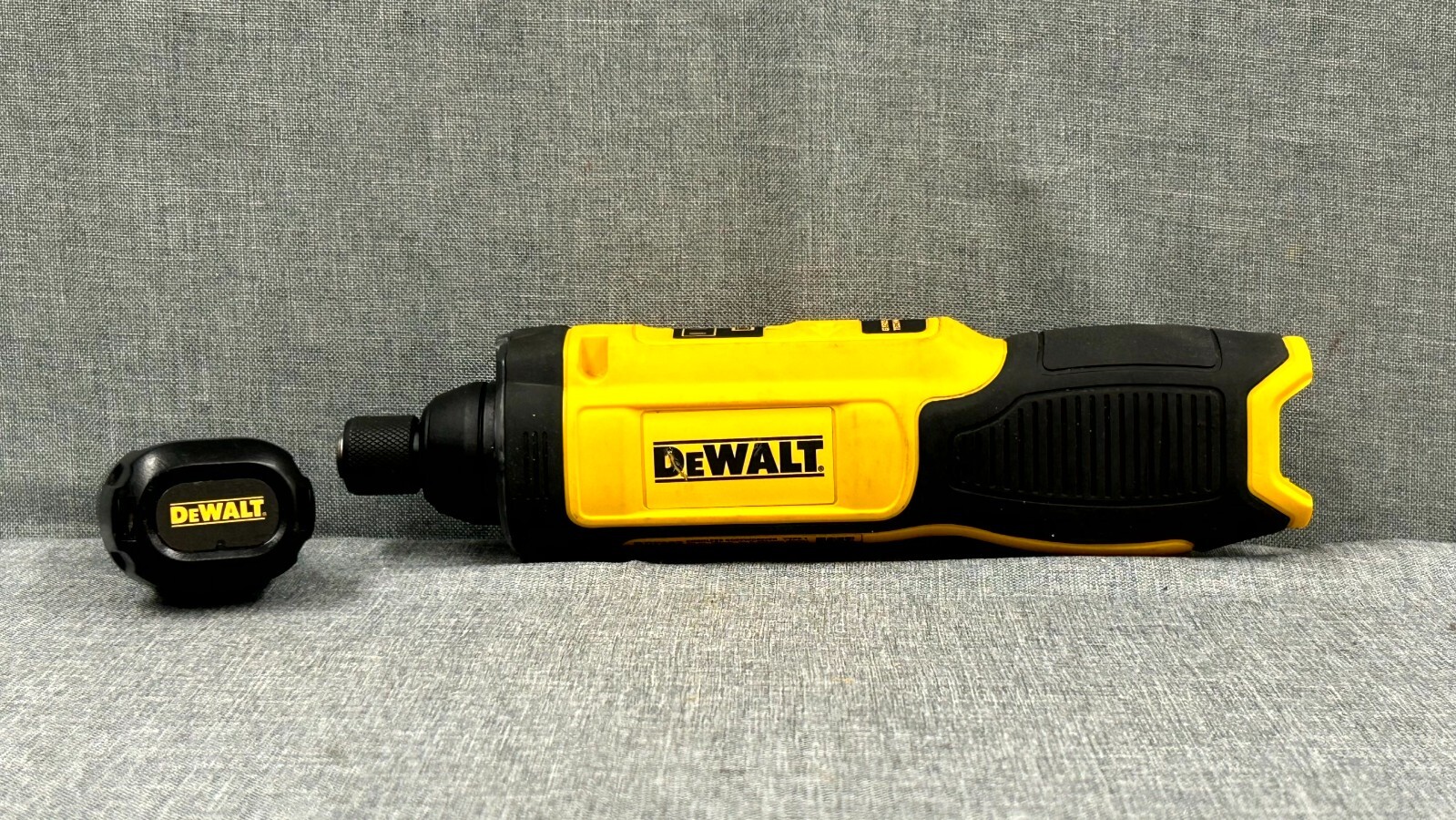 DEWALT DCF682 8V Max Gyroscopic Inline Cordless Screwdriver w/Battery