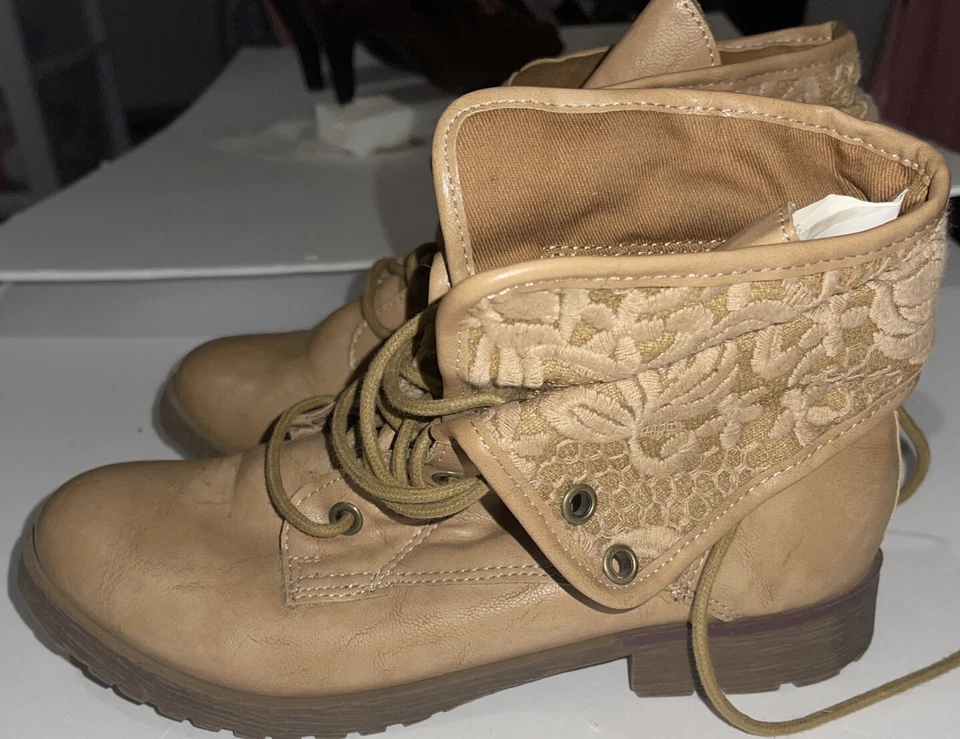 Bota Rock & Candy ZiGi Marrón Imitación Cuero Con Cordones Mujer Talla 7 ¡Usada Una Vez! Foto 3 de 4