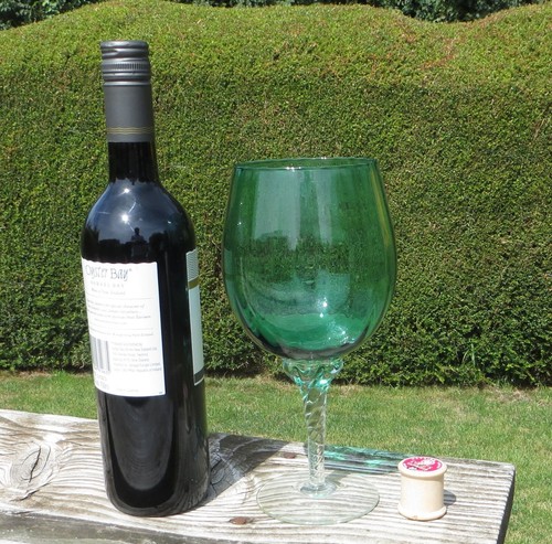 Vintage/Retro Large Oversized Decorative Green Wine Glass, Clear Twisted Stem - Picture 9 of 9
