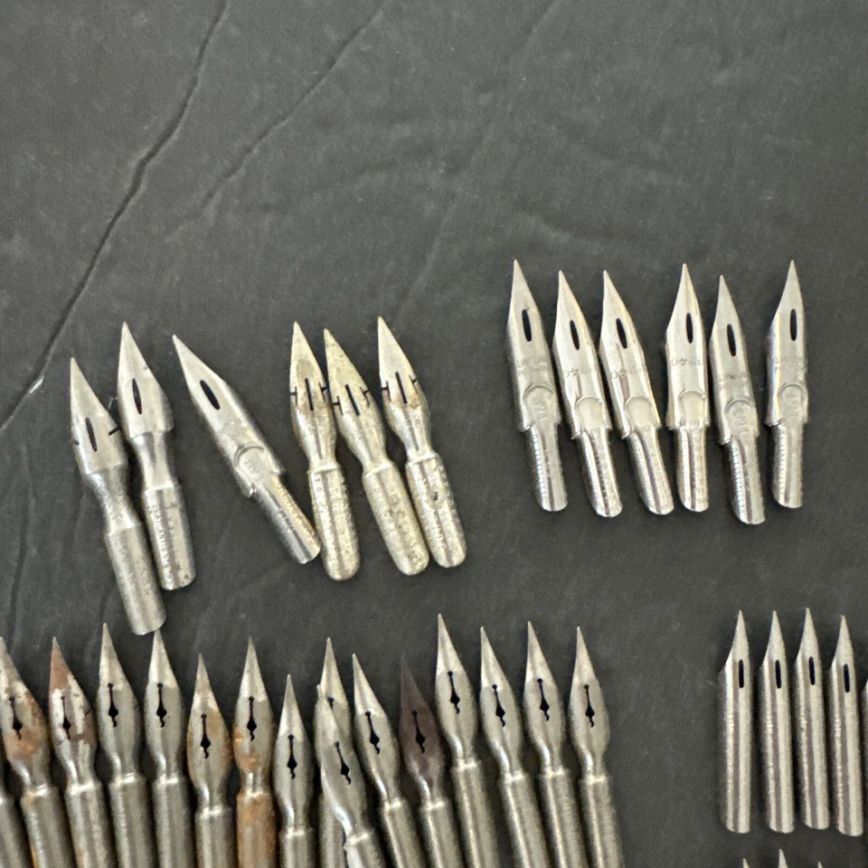 250+ plumillas de caligrafía de pozo de tinta para bolígrafo de inmersión de colección + 2 soportes algunos plateados dorados Foto 2 de 4