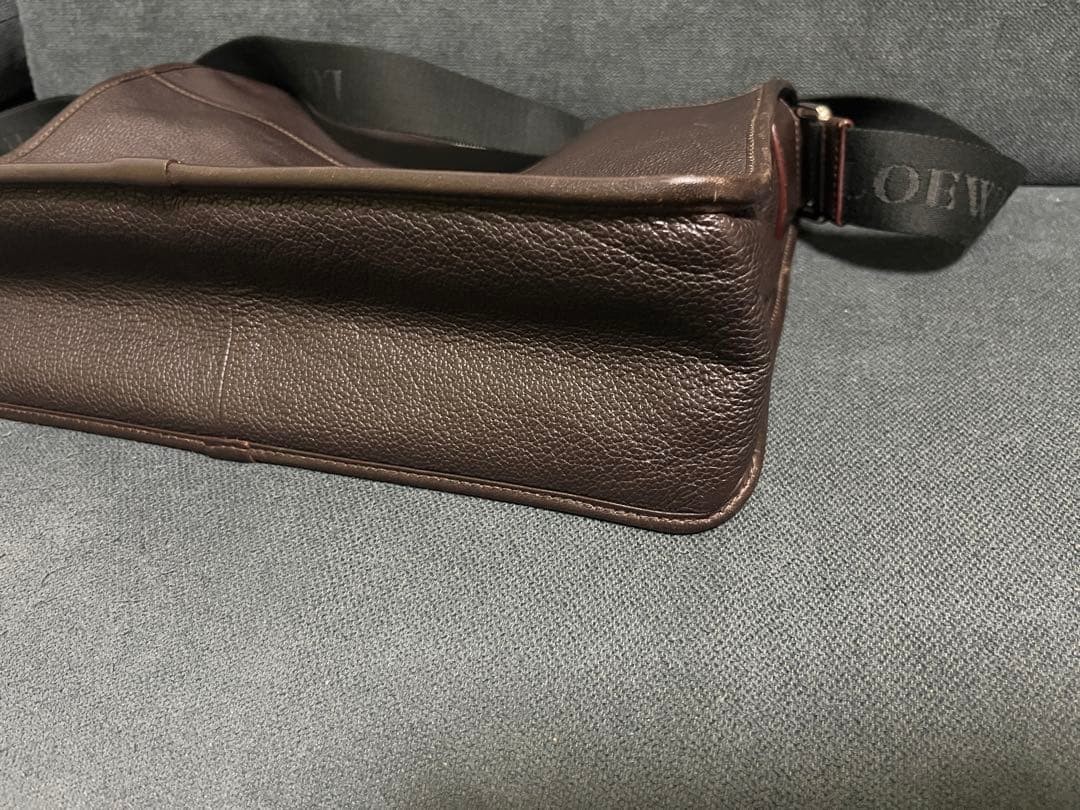 Excellent condition LOEWE Shoulder Bag — image 7