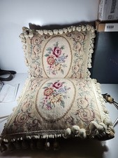 VTG Set Of 2 Embroidered Floral tassel trimmed Pillow Covers W/ Feather Pillows